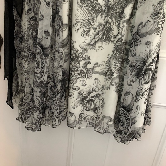 BCBGMAXAZRIA Strapless Gown - Picture 6 of 8